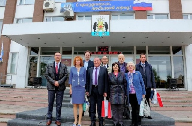 Зам.-кметът Красимира Чахова гостува на празника на руския град Великий Новгород