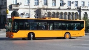 Безплатни автобуси по два маршрута ще се движат на Черешова