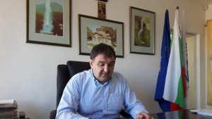 Ръст в приходите от патентния туристическия данък и данък МПС