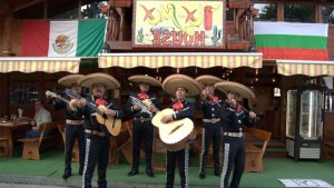 Цяло лято мариачи в Албена