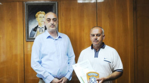 Директорът на ОДМВРСилистра награди гражданин за смела постъпка