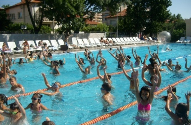 Два басейна с разрешителни за дейност в община Кюстендил