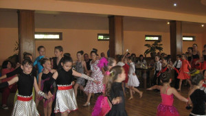 Завършиха учебната година с танци