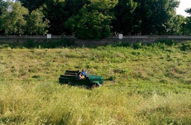 Офроуд в коритото на Марица – най-новата атракция в Пазарджик