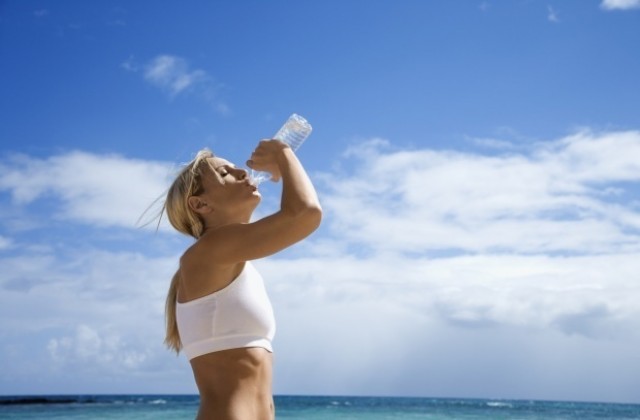 Градусите падат малко, но отново предупреждават за жега