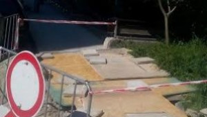 Възстановени са подпорните стени около шахта с високо напрежение във