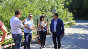 След седмица започва укрепването на свлачището под пътя между ВТърново