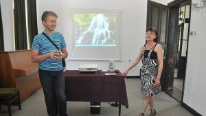 С испанска комедия откриха Нощ в музея