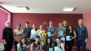 Връчиха дипломите на зрелостниците от ПГ по туризъм и администрация