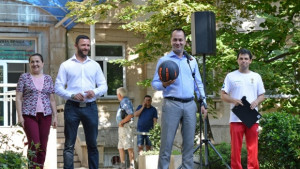 Направиха състезание по стрийтбол