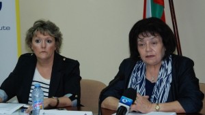 Янка Такева в Хасково 368 млн лева повече за заплати