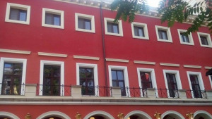 Цялата държавна власт откри реновирания театър в Пловдив