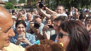 Борисов Целият свят се дели а в смесените райони в
