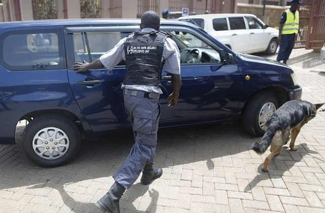 Най-малко 17 убити при атентат срещу хотел в столицата на Сомалия