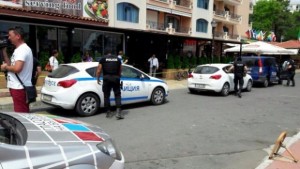 Тежковъоръжени арестуваха Божо Кравата и хората му СНИМКИ