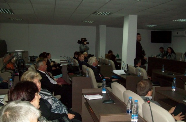 Вдигнаха наема на арендаторите в Община Враца