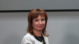 Социалният министър предлага майките с високи заплати да могат порано