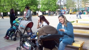 МТСП Детските добавки на работещите родители няма да се спират