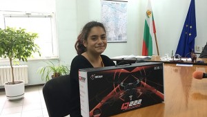 Ученичка от Враца получи дрон от НАП