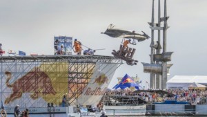 Фтиченцата Хидрозмей и Щастливите овце сред участниците в Деня на