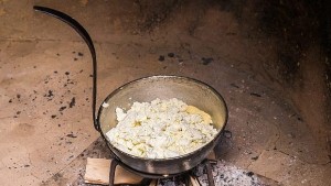 Бял мъж традиционно петровденско ястие