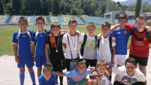 Бузлуджа спечели футболния турнир за квартални отбори