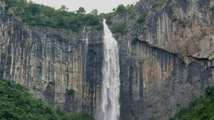 Времето през юли между 12 и 40 градуса