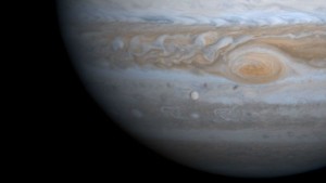 Космическата сонда Юнона влиза в тайните на Юпитер