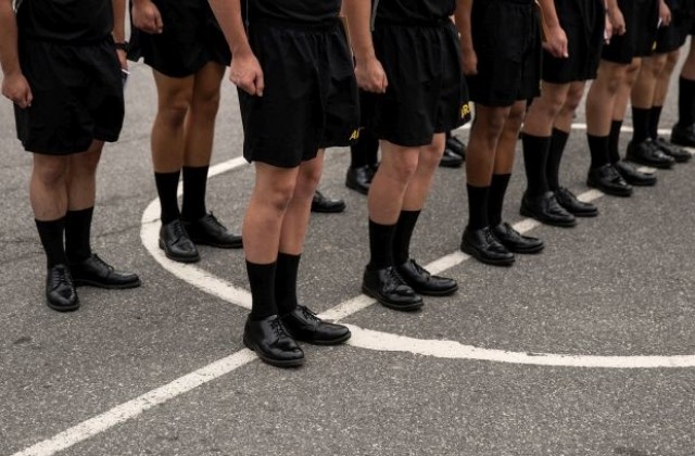 Американската армия вдигна забраната за служба на транссексуални военни