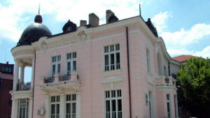 Лято в библиотеката