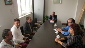 Обсъдиха извънреден летен курс на ферибота при Никопол