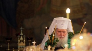 Патриарх Неофит Въпреки тежките изпитания да живеем в мир и