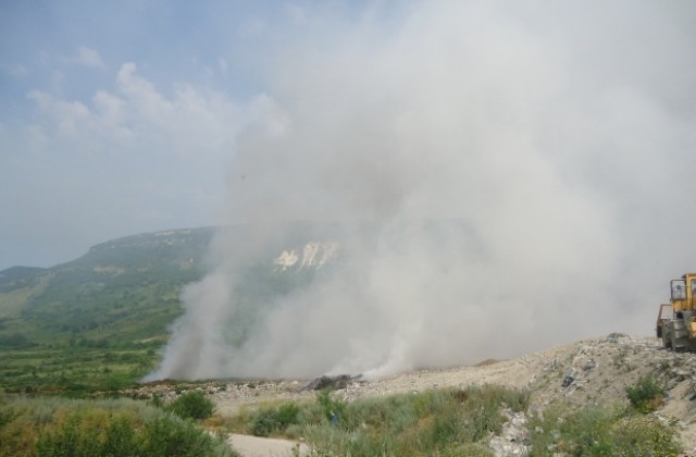 РИОСВ-Шумен: Няма замърсяване на въздуха заради пожара на сметището