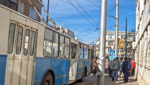 Ремонт спира два тролея в Пазарджик