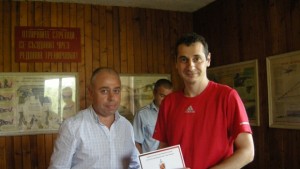 Журналисти се надстрелваха за празника на МВР