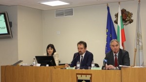 Общинският съвет не прие искането за увеличение на щата на