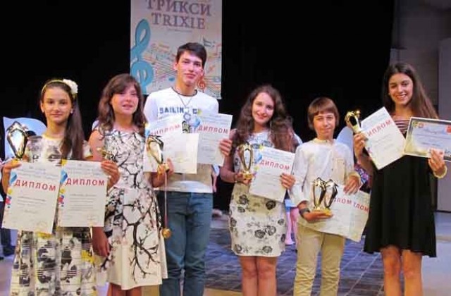 Куп награди за Студио „Сарандев“ от Международния фестивал „Трикси“ – Албена