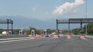 От днес ще плащаме за пътуване в Гърция