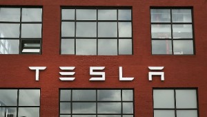 Tesla Motors разкрива през седмицата нов проект