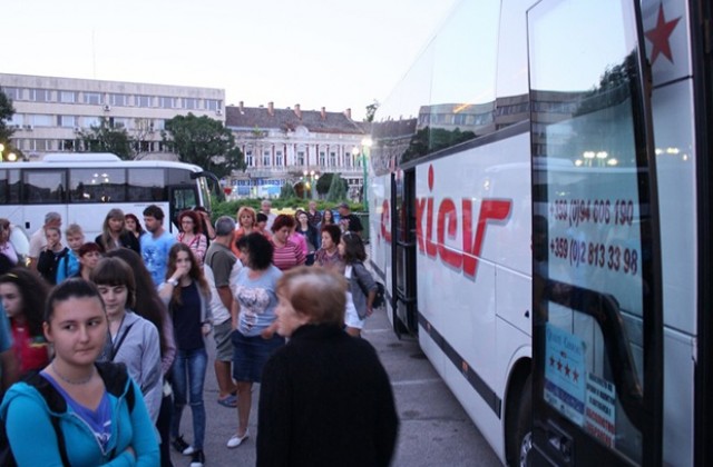 Талантливи ученици ще почиват безплатно на морето