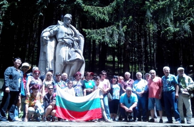 С послание за обединение завърши традиционният областен поход