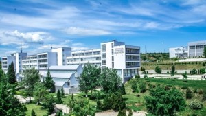 ЮЗУ обяви първо класиране найголям интерес има към задочната форма