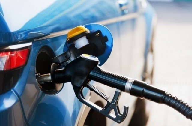 Операторите на бензиностанции трябва да ги оборудват с нови системи за улавяне на бензиновите пари
