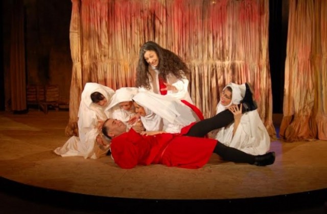 Търновският театър участва с „Декамерон” в театралния преглед „Римски терми” във Варна