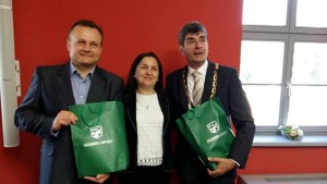 Петя Долапчиева направи приятелска визита