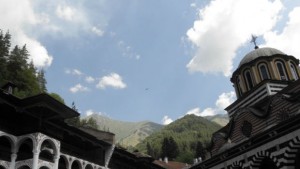 От Рилската обител отговориха на Русенски митрополит Наум