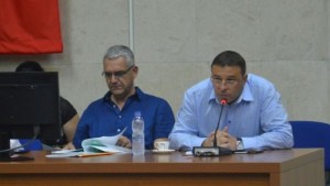 Кметът Камбитов 30 нови дървета ще бъдат засадени около кръговото