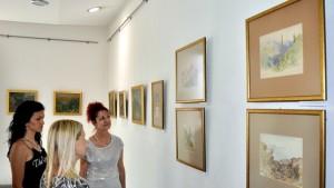25 творби на Лицо показва в изложба галерия Форум