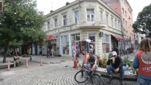 Спецакция срещу нелегалните мигранти в София има задържани