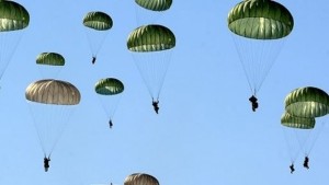 Над 400 скока с парашут за ден